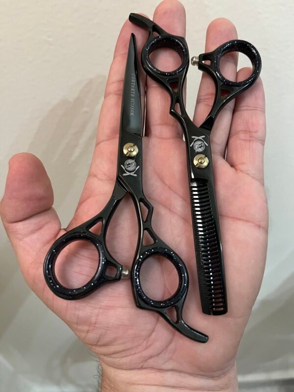 Set de Tijeras Profesionales Mod S440T5.5"  Marca CortArte Scissors - Image 2