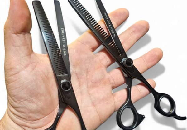 Set de Tijeras Premium de Peluquería y Barberia 4 tijeras Mod S440s47" - Image 9